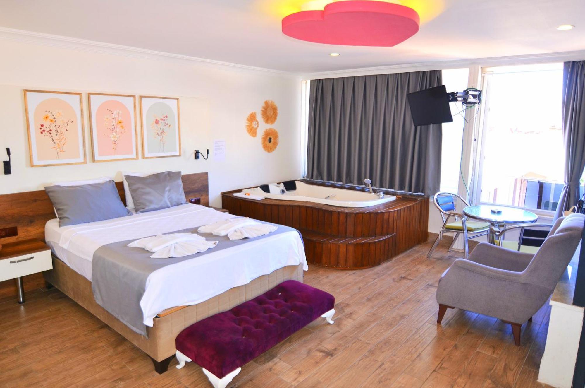 Mykonut Apart Hotel Fethiye Extérieur photo